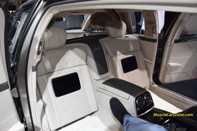 Pulman Limousine
